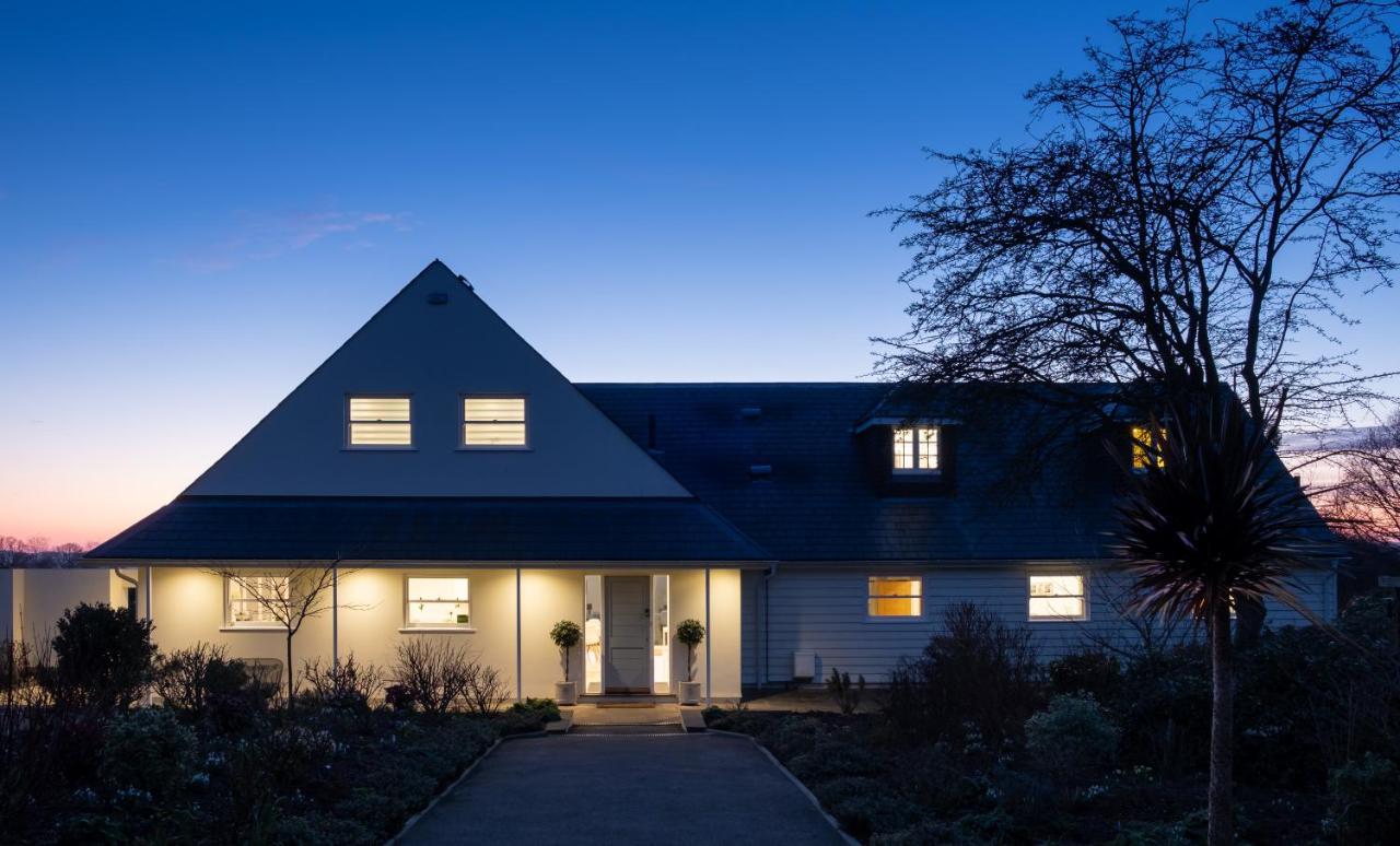 Meadow Cottage Bed & Breakfast Hawkhurst Exterior photo